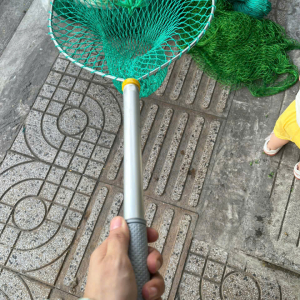 Vợt lưới cán nhôm